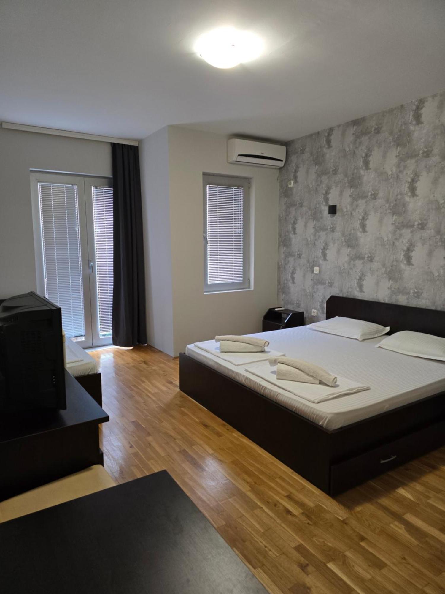 Apartments Philip II أوهغيد المظهر الخارجي الصورة
